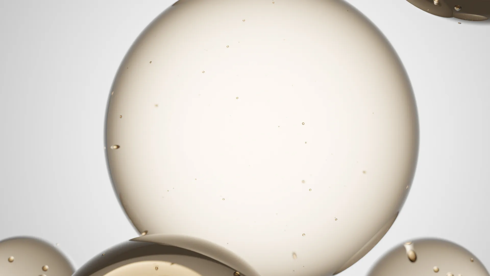 Titelbild Wirkstoffwelt Makroaufnahme transparenter Serum-Tropfen auf hellem Hintergrund